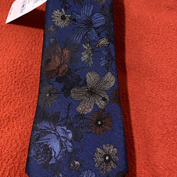 Bar III Beautiful TIES - Picture 4 of 4